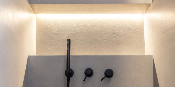Reforma de Baños Bedmar y Garcíez · Soluciones de iluminación LED prácticas, funcionales y estéticas